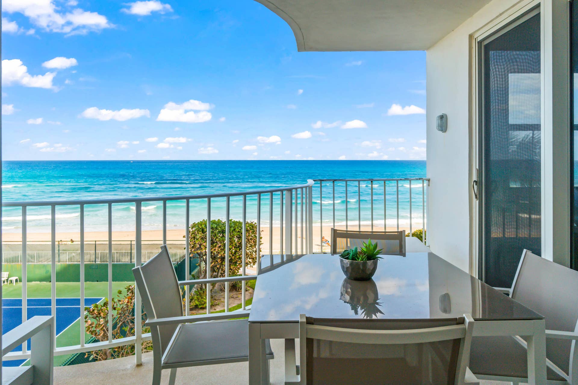 2295 S Ocean Boulevard, #425, Palm Beach, FL 33480 033-2295SouthOceanBoulevard-425-PalmBeac