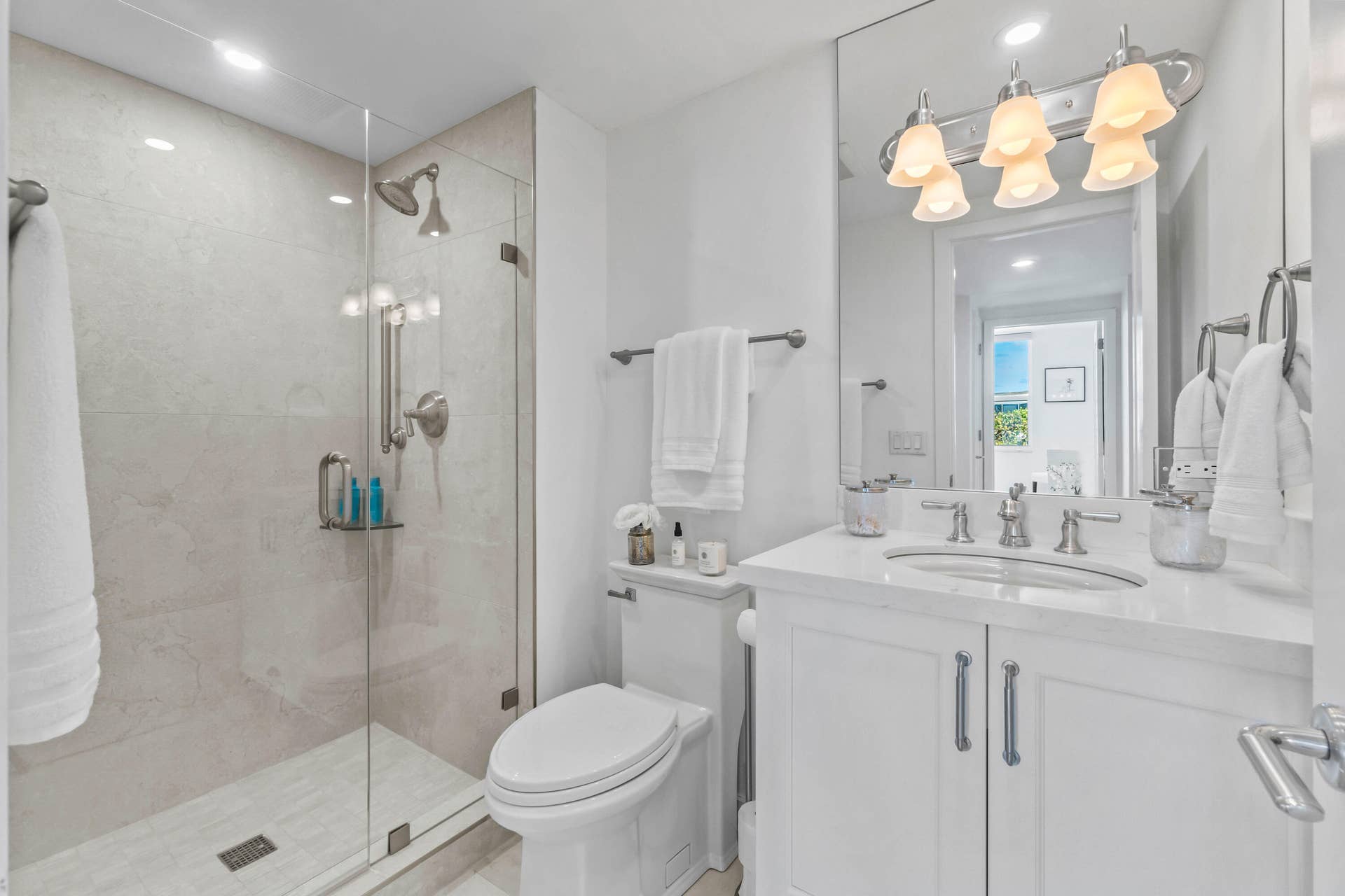 2295 S Ocean Boulevard, #425, Palm Beach, FL 33480 014-2295SouthOceanBoulevard-425-PalmBeac