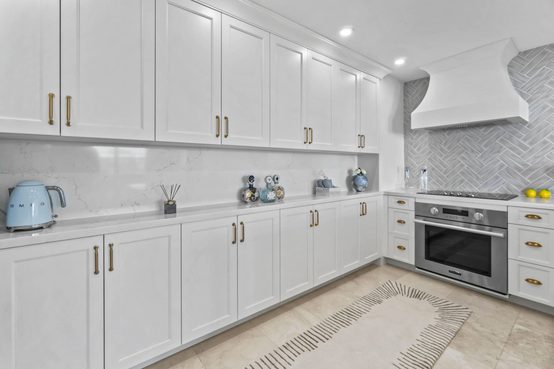 2295 S Ocean Boulevard, #425, Palm Beach, FL 33480 010-2295SouthOceanBoulevard-425-PalmBeac