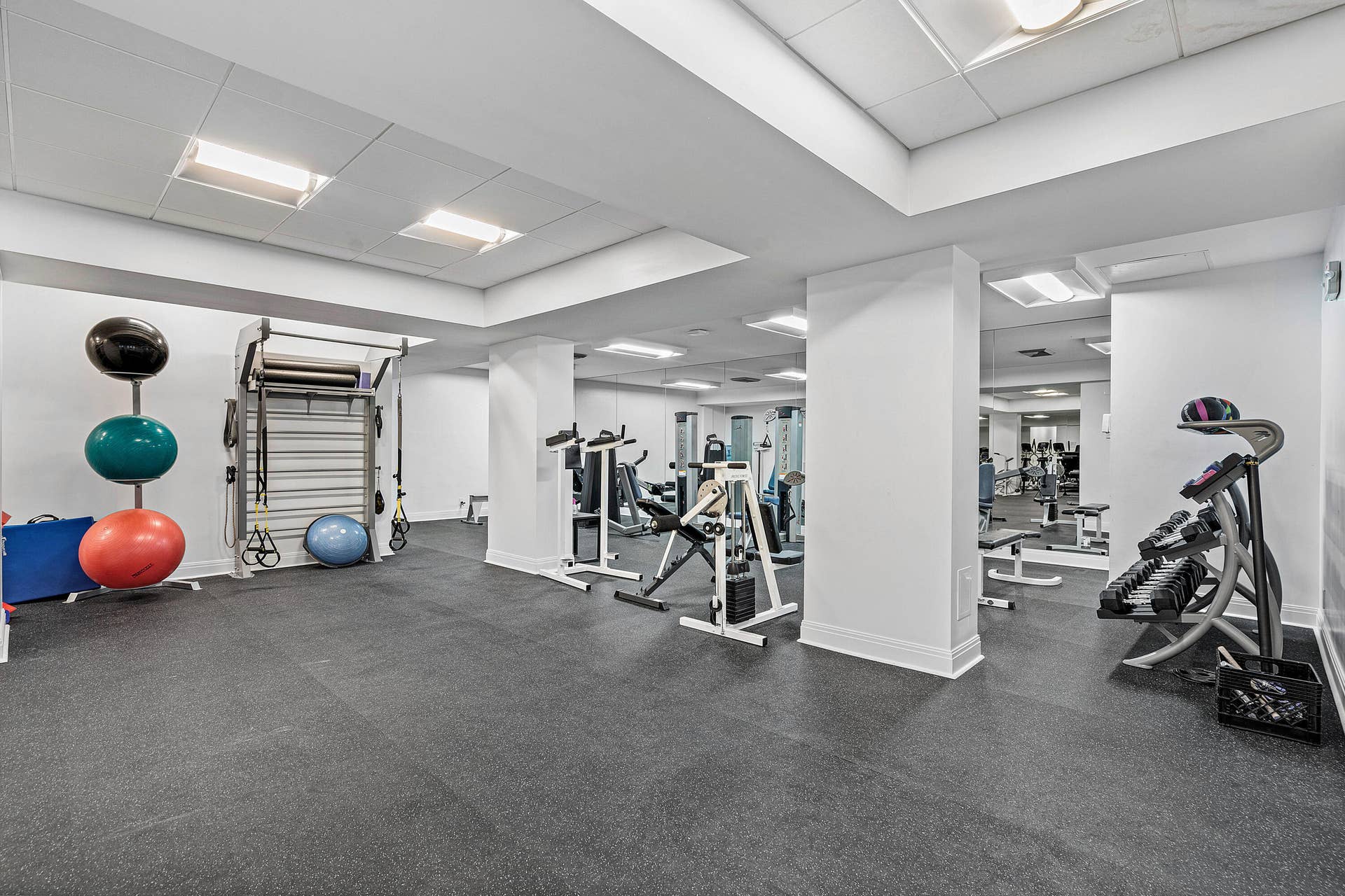 2295 S Ocean Boulevard, #425, Palm Beach, FL 33480 037-2295SouthOceanBoulevard-425-PalmBeac