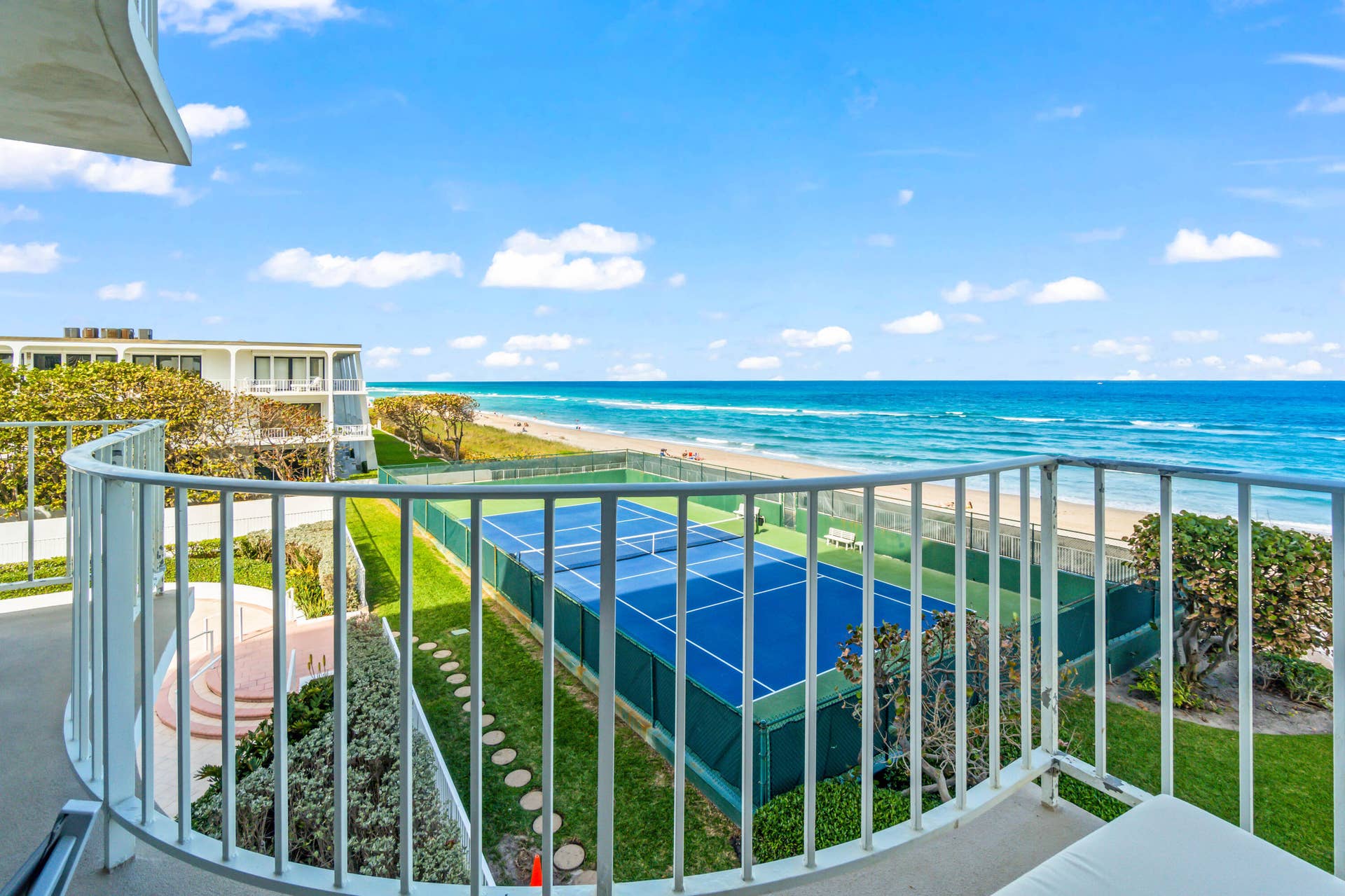 2295 S Ocean Boulevard, #425, Palm Beach, FL 33480 032-2295SouthOceanBoulevard-425-PalmBeac