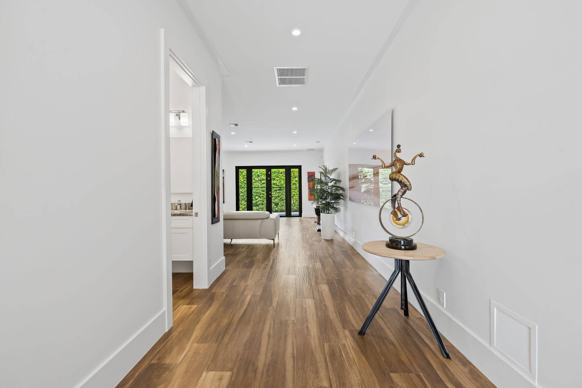 3209 Leigh Road, Pompano Beach, FL 33062 3209 foyer 2