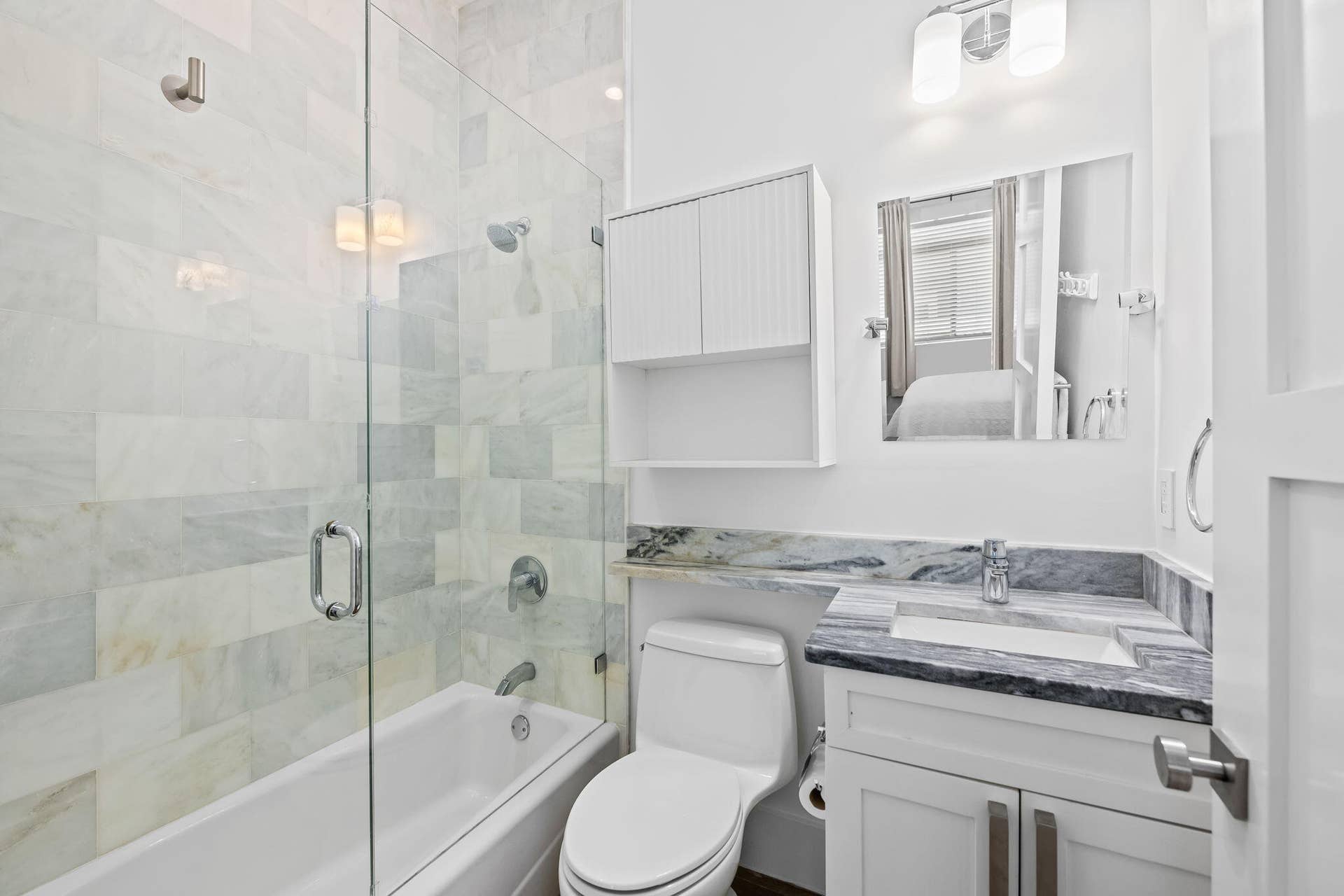 3209 Leigh Road, Pompano Beach, FL 33062 3209 bathroom guest