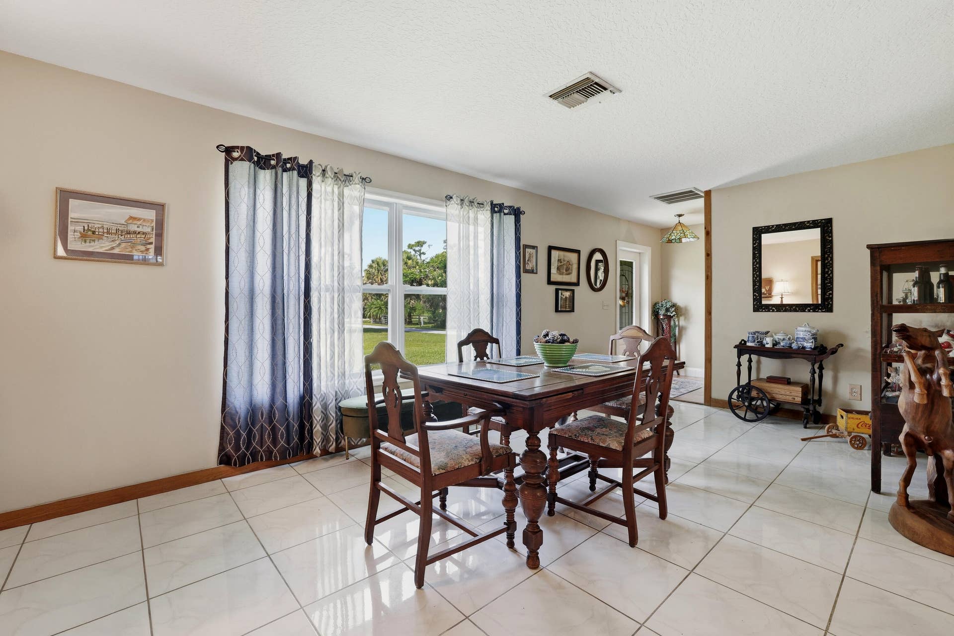 Dining room