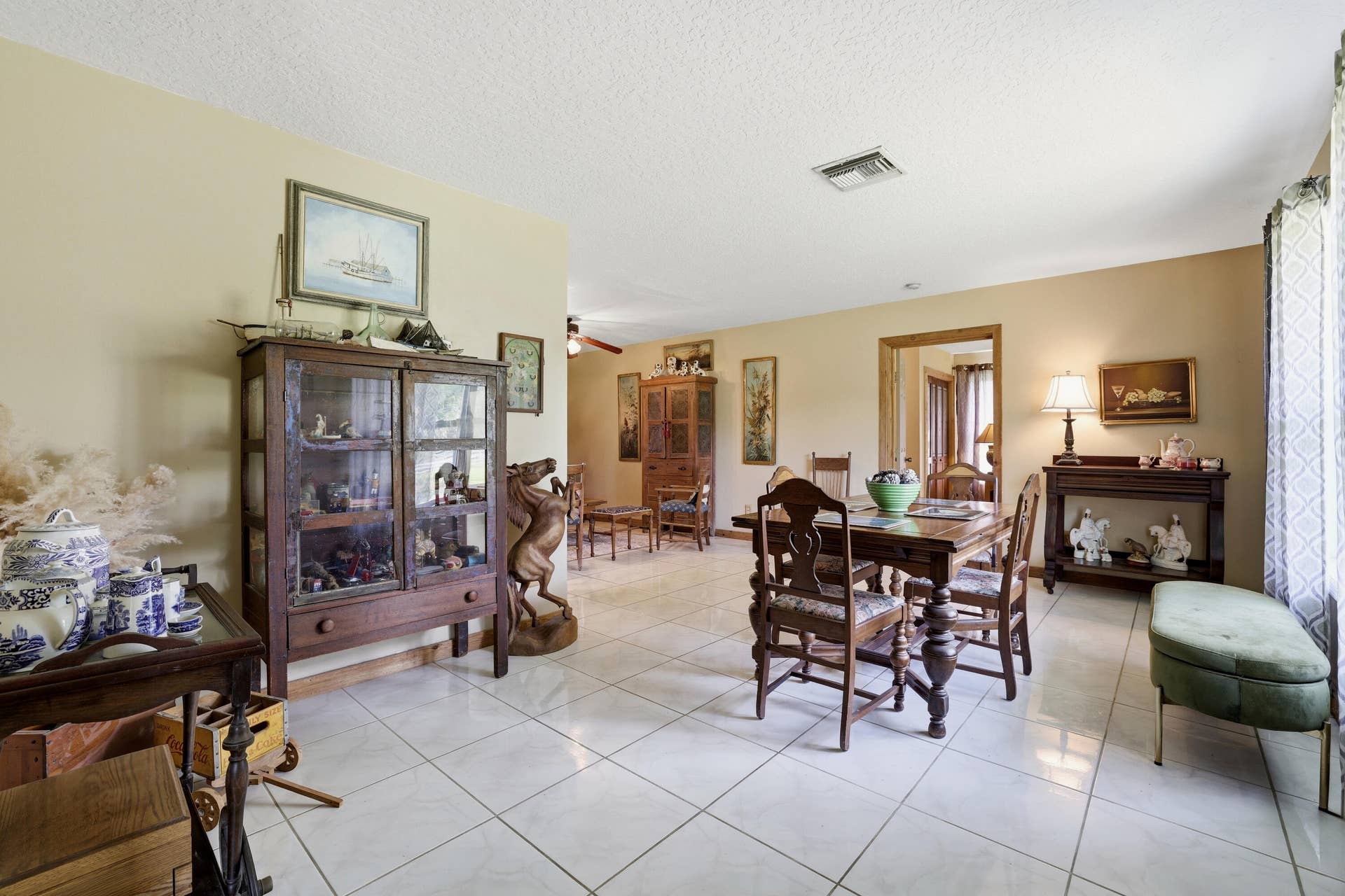Dining room