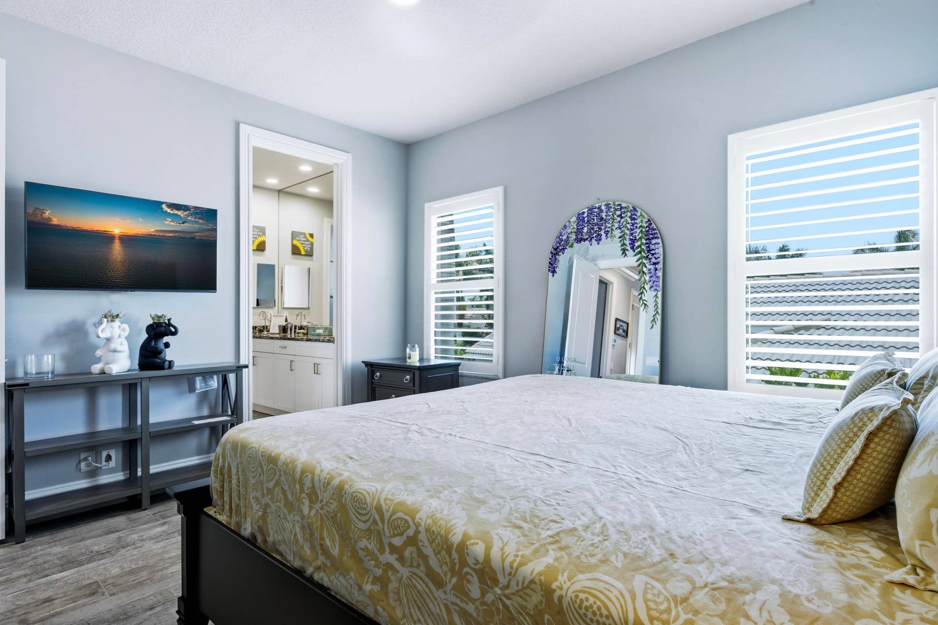 2nd Upstairs Bedroom