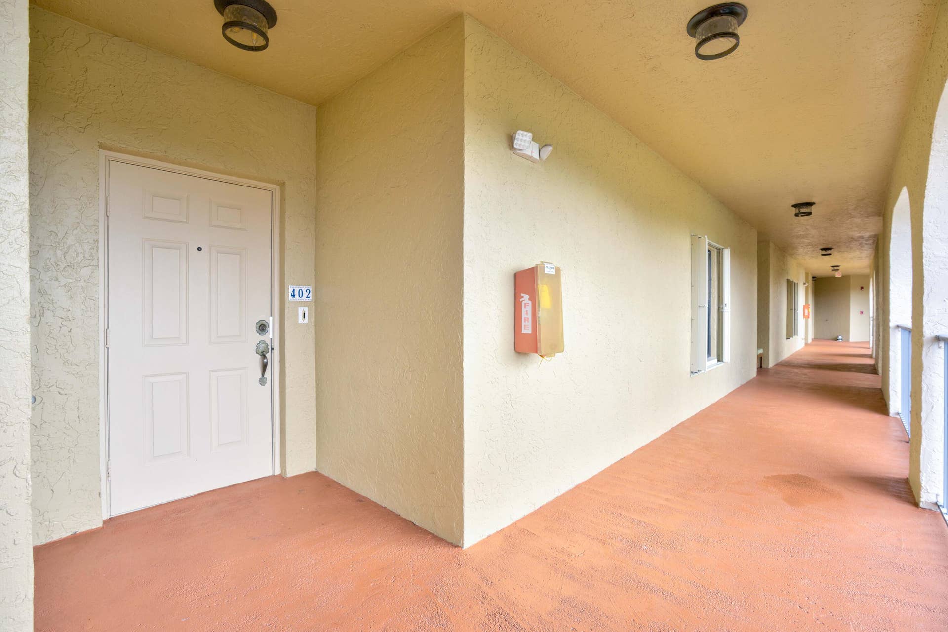 100 UNO LAGO Drive, #402, Juno Beach, FL 33408 Front Entrance