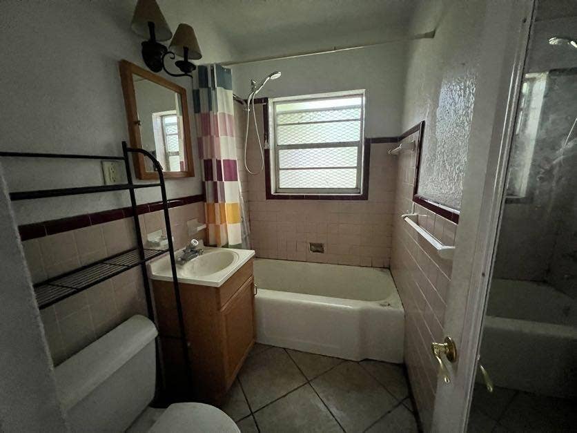 1732 NE 15TH Avenue, Fort Lauderdale, FL 33305 IMG_0517