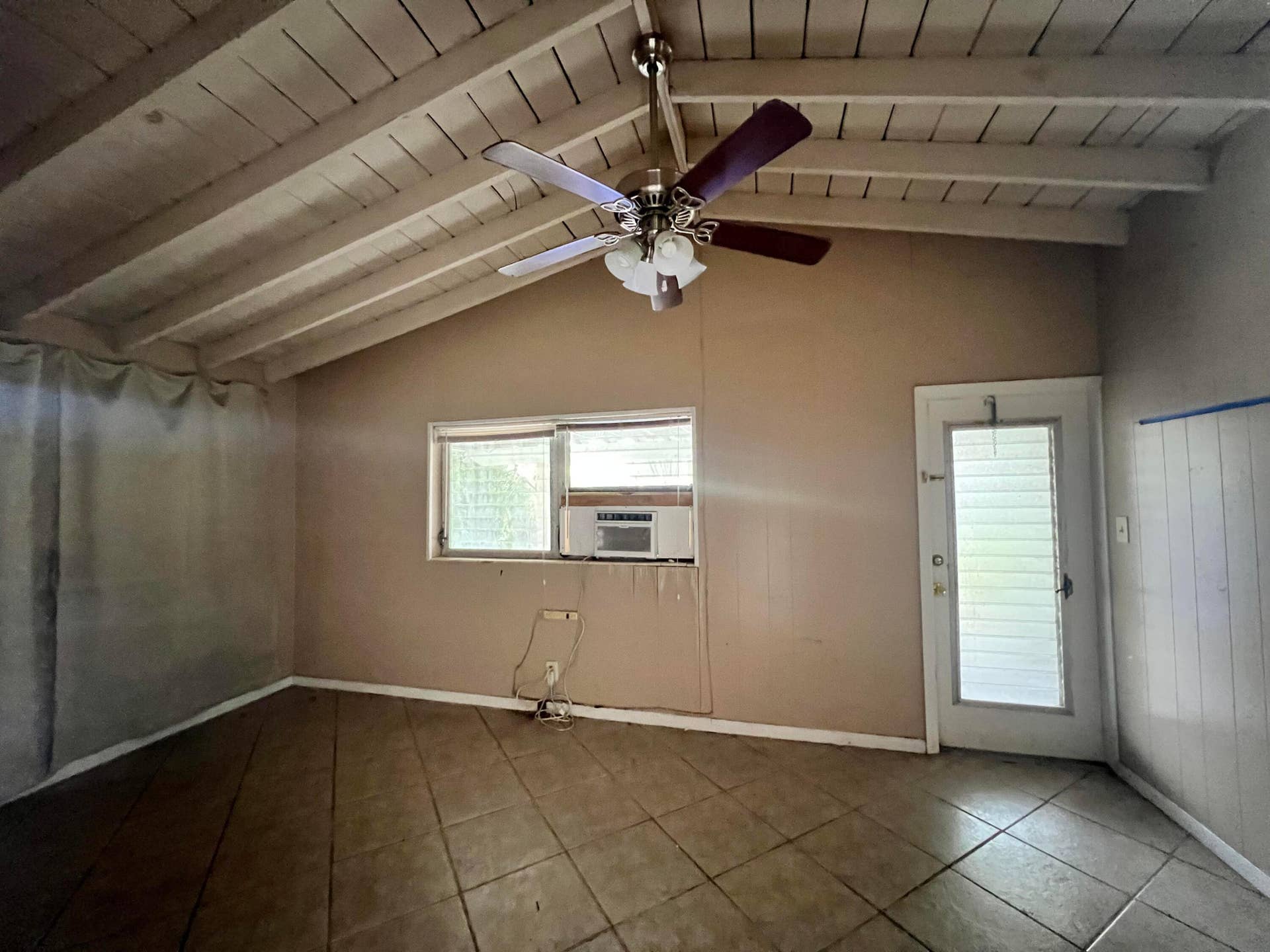 1732 NE 15TH Avenue, Fort Lauderdale, FL 33305 IMG_0509