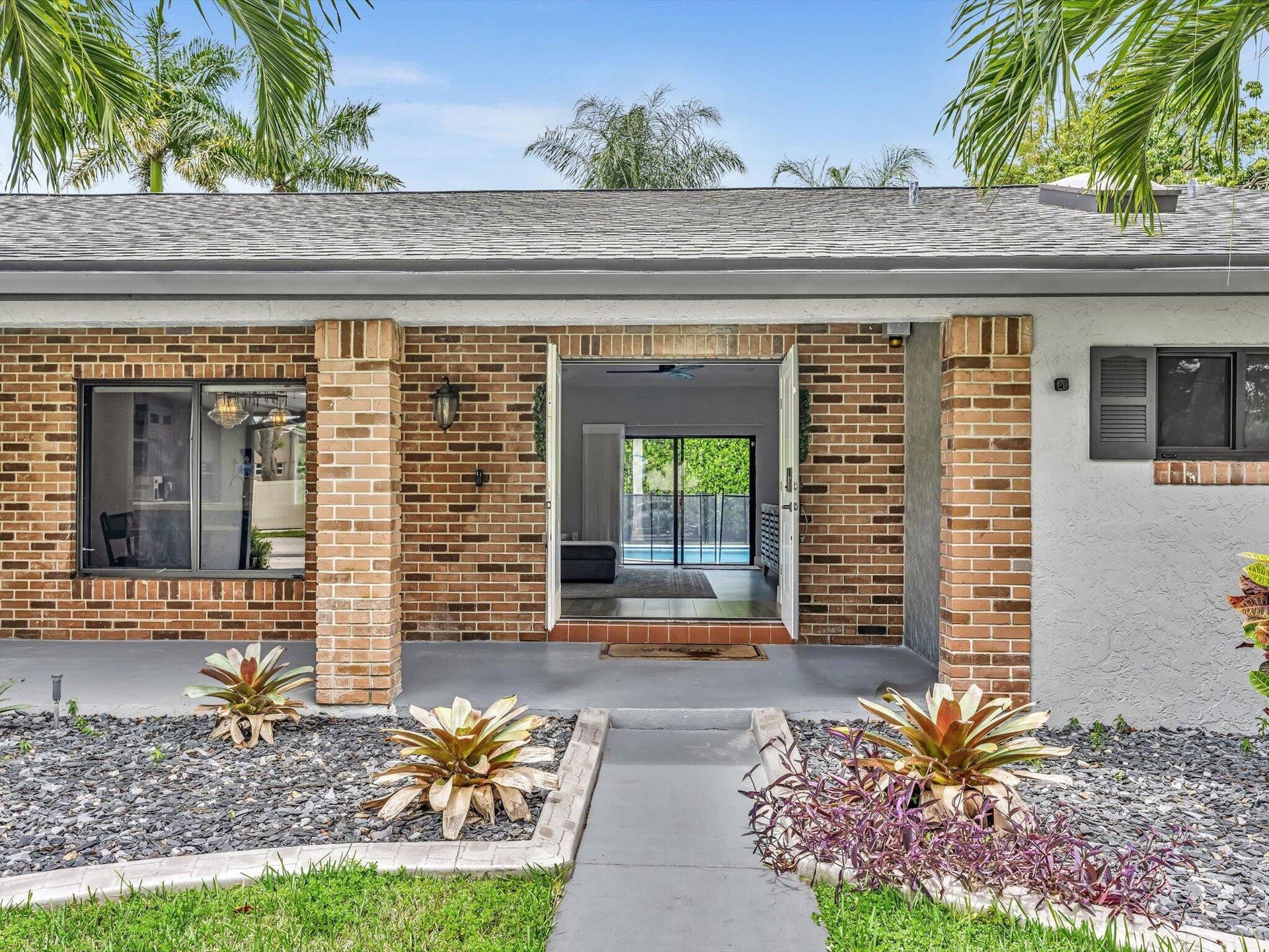 1341 White Stone Way, Davie, FL 33325 05-FPP00356
