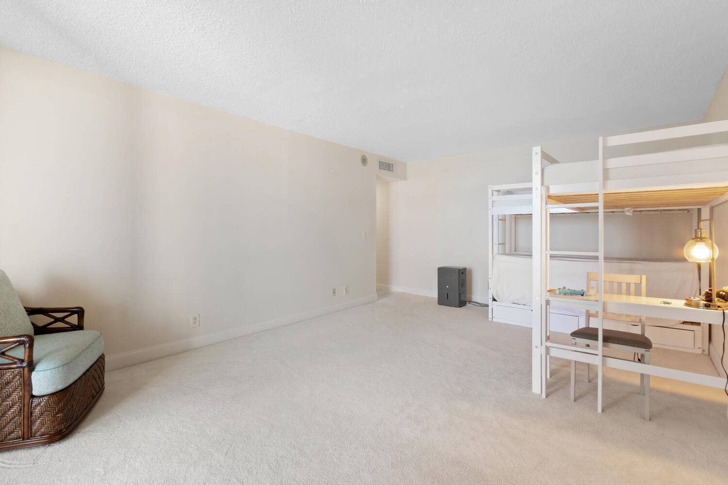 3610 S Ocean Blvd Unit 310-large-023-017