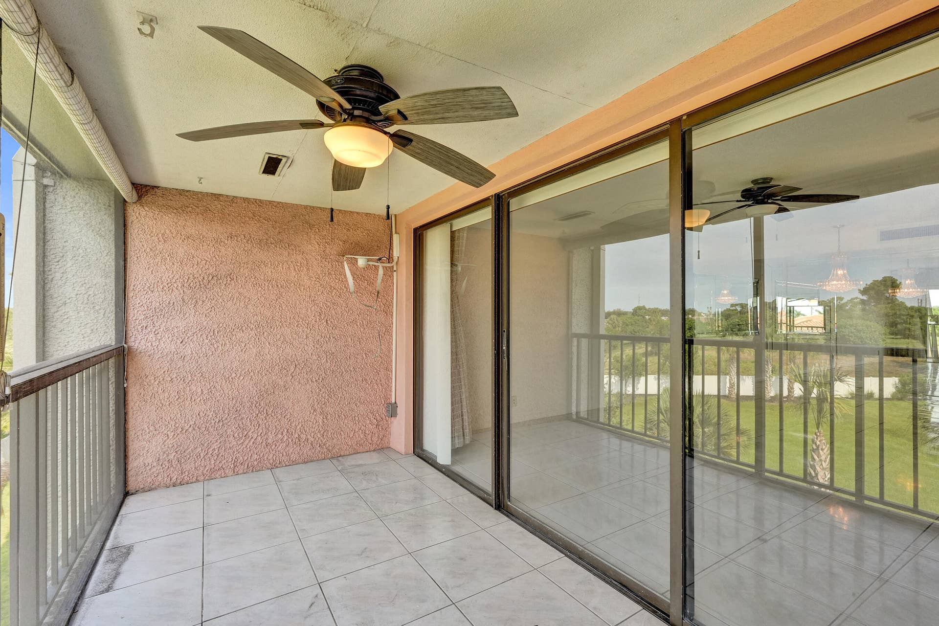 4100 TIVOLI Court, #304, Lake Worth, FL 33467 DSC07273