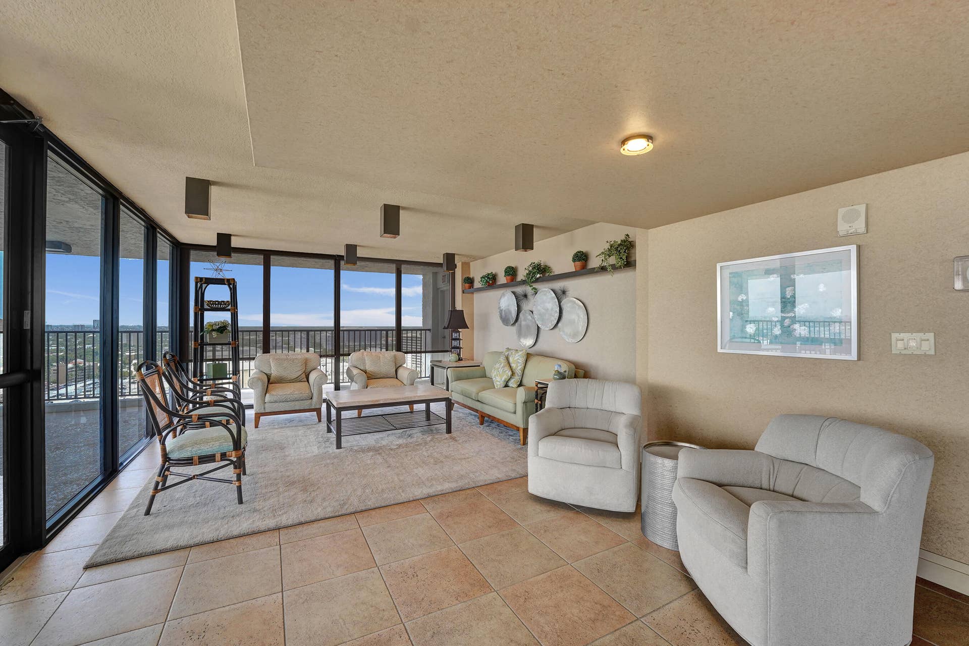936 Intracoastal Drive, #22C, Fort Lauderdale, FL 33304 DSC02337