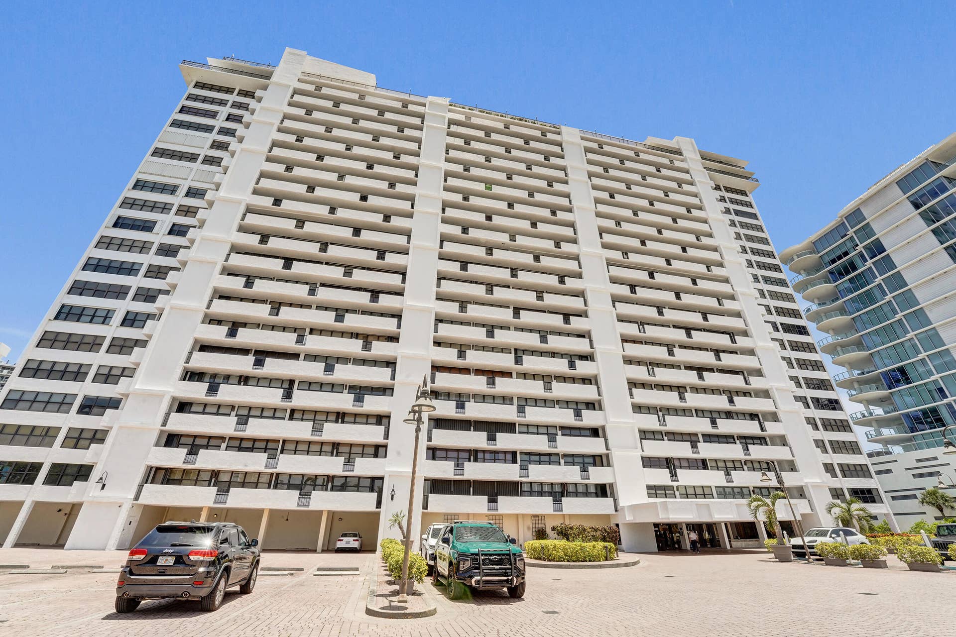 936 Intracoastal Drive, #22C, Fort Lauderdale, FL 33304 DSC02385