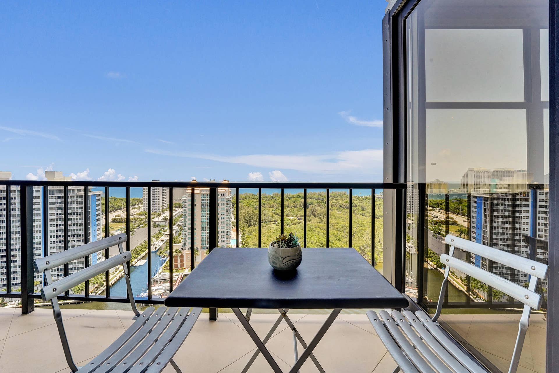936 Intracoastal Drive, #22C, Fort Lauderdale, FL 33304 DSC02298
