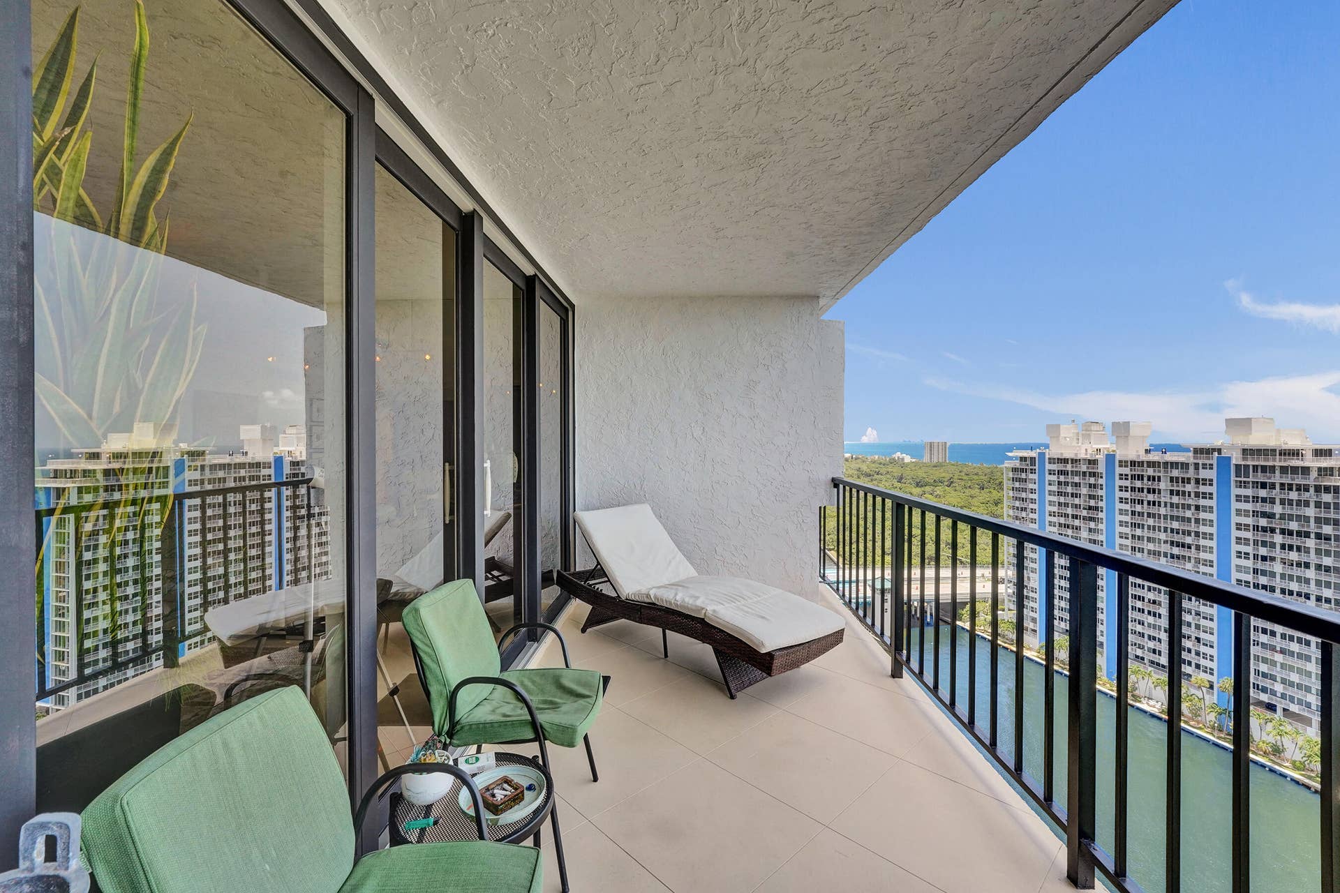 936 Intracoastal Drive, #22C, Fort Lauderdale, FL 33304 DSC02283