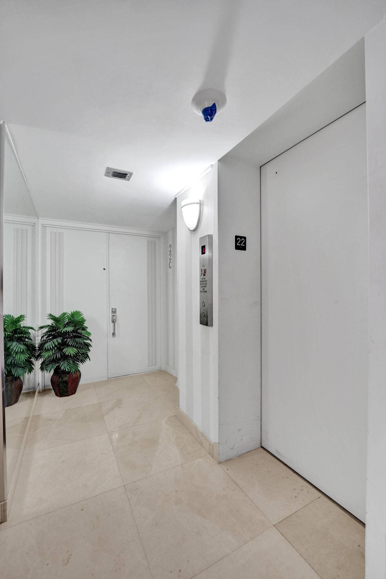 936 Intracoastal Drive, #22C, Fort Lauderdale, FL 33304 DSC02187