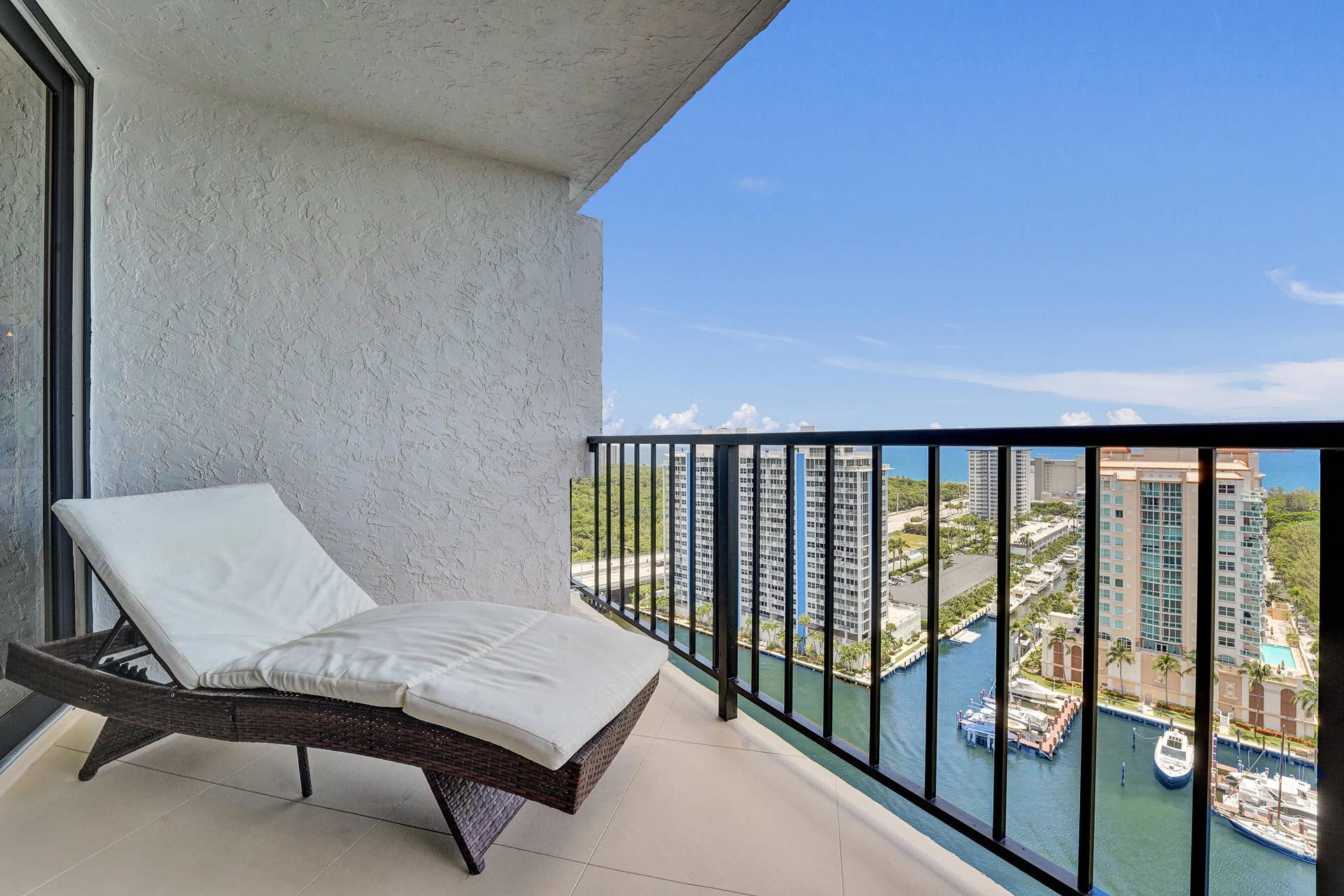 936 Intracoastal Drive, #22C, Fort Lauderdale, FL 33304 DSC02286