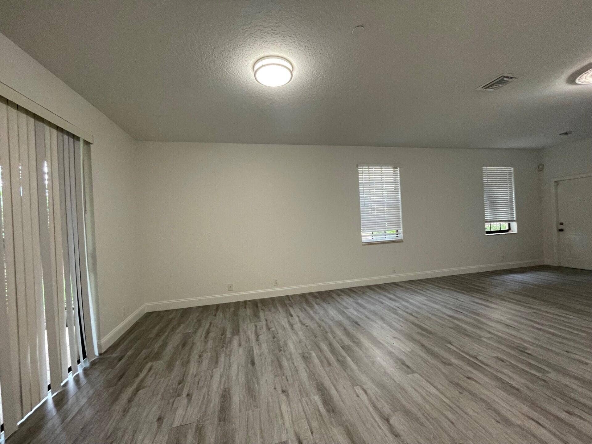 4329 VINEYARD Circle, #4329, Weston, FL 33332 4329-004