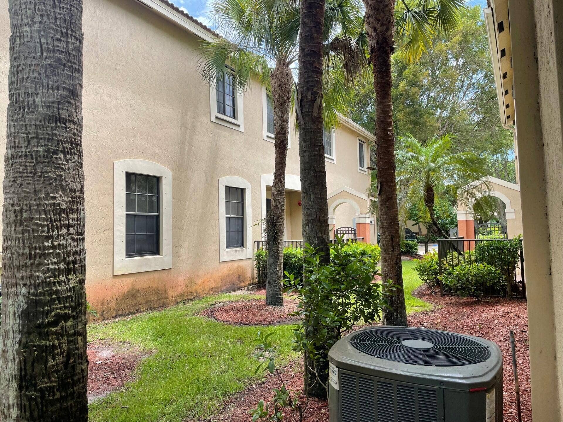 4329 VINEYARD Circle, #4329, Weston, FL 33332 4329-0041