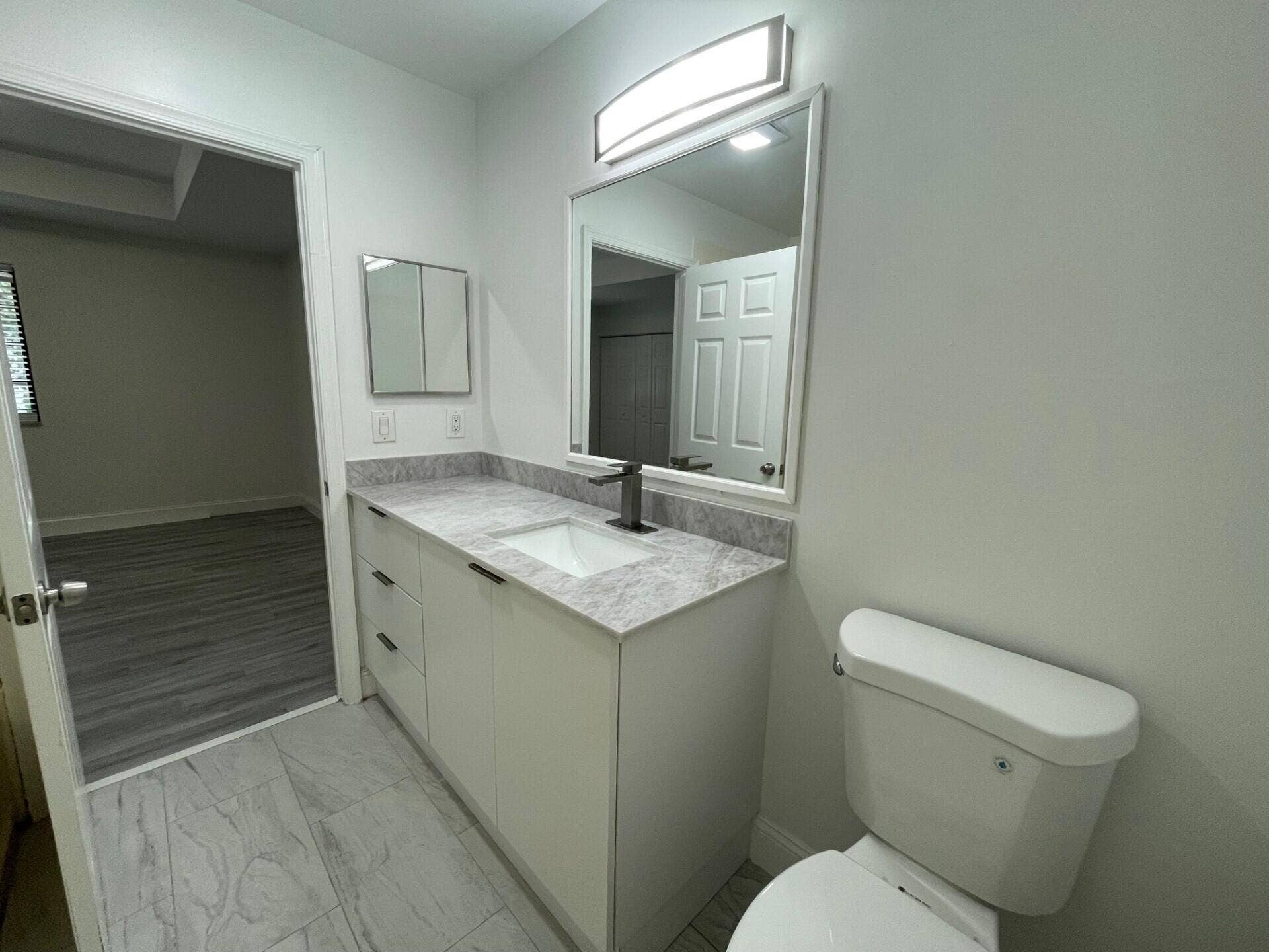 4329 VINEYARD Circle, #4329, Weston, FL 33332 4329-0024