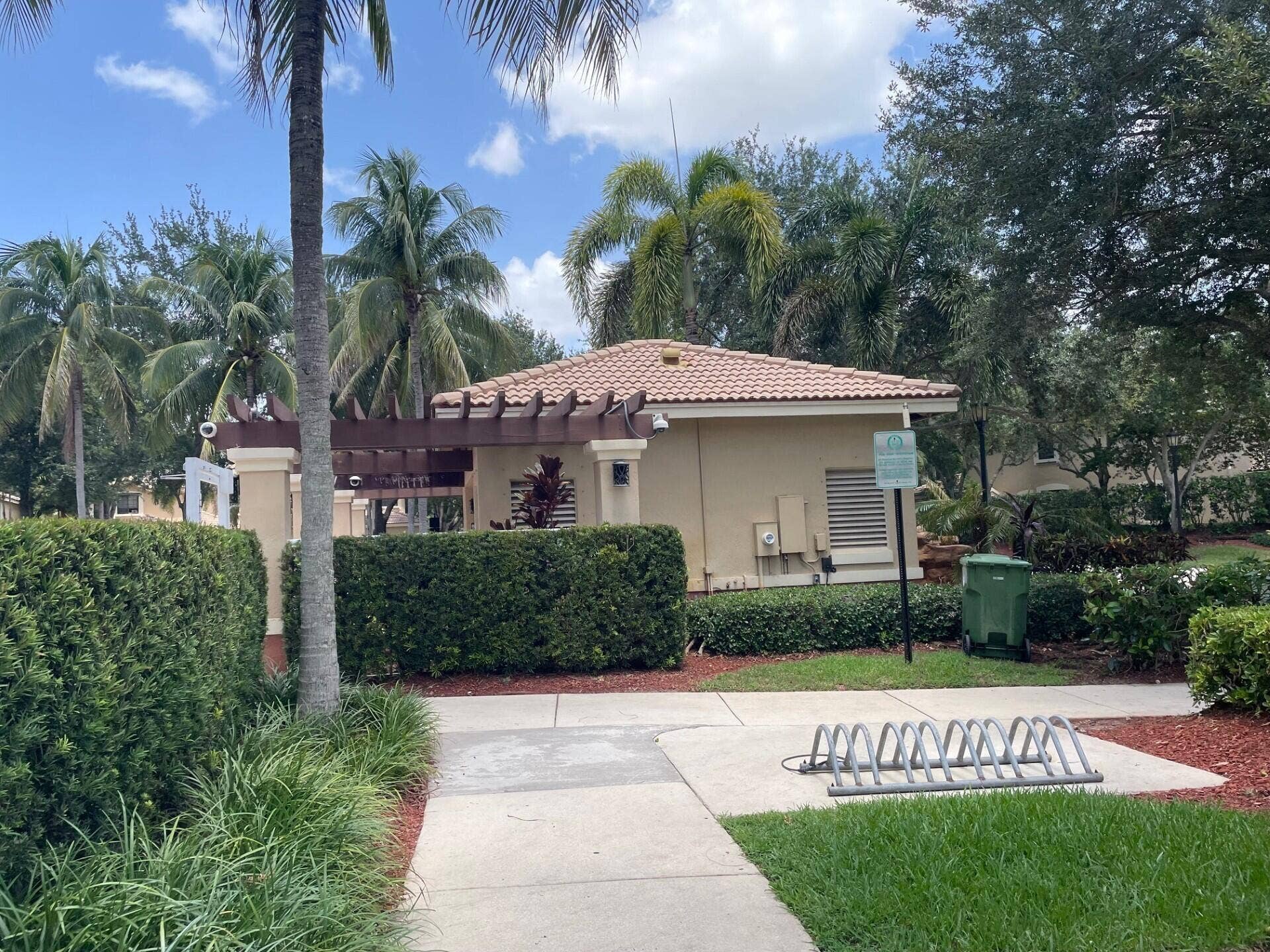 4329 VINEYARD Circle, #4329, Weston, FL 33332 4329-0005