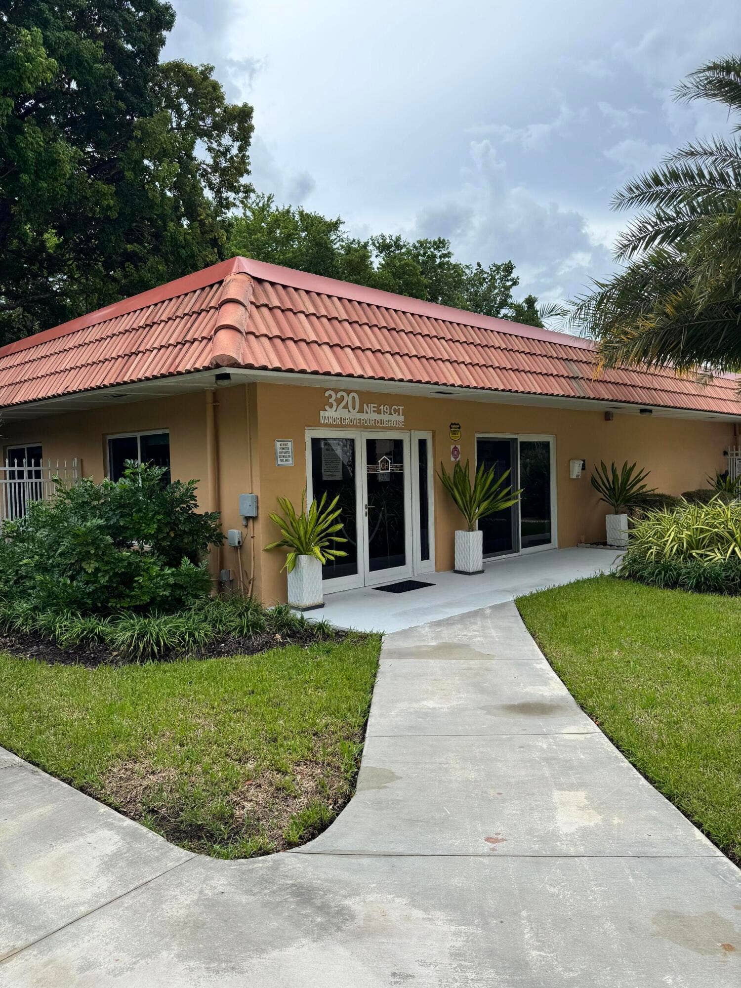 351 NE 19TH Place, #206K, Wilton Manors, Wilton Manors, FL 33305 Club House 2