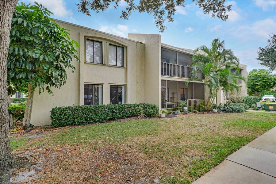Property photo for 150 PINEVIEW Road, #C4, Jupiter, FL