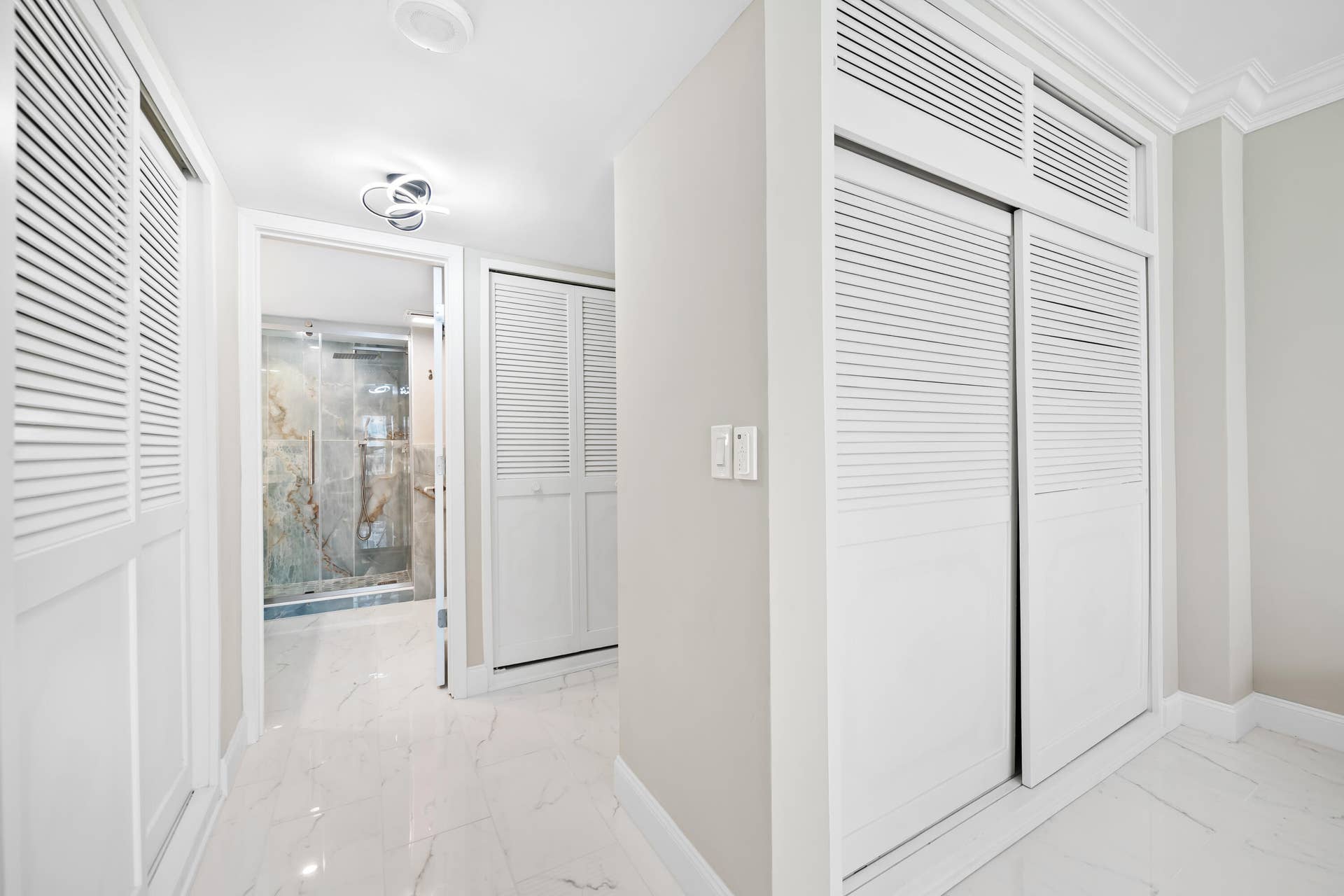 Hallway to bathroom