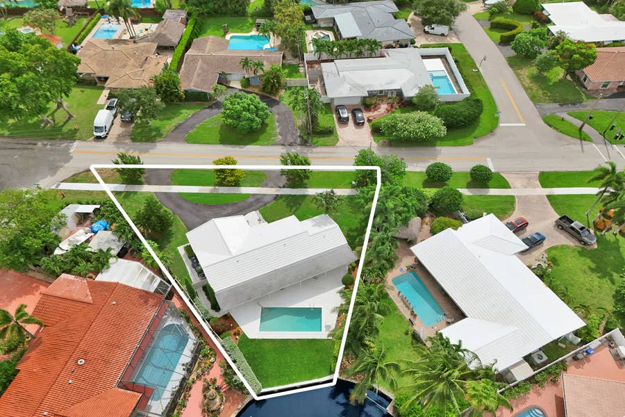 Property photo for 5311 NE 15TH Avenue, Fort Lauderdale, FL