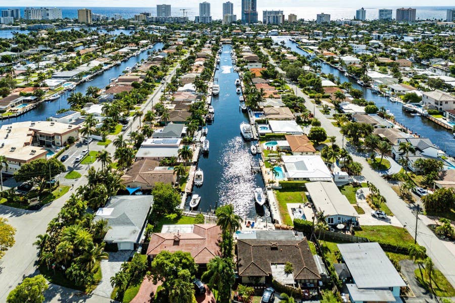 Property photo for 2200 SE 9TH Street, Pompano Beach, FL