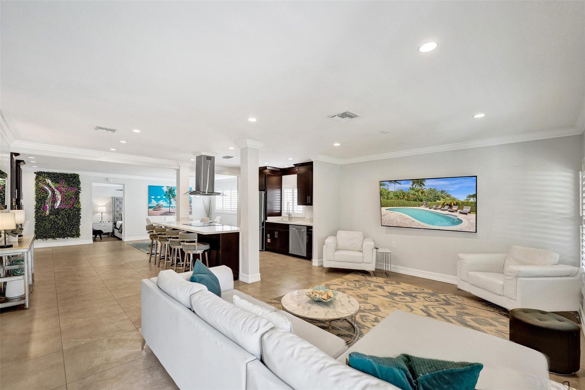 1245 NE 17TH Way, Fort Lauderdale, FL 33304 Photo 4
