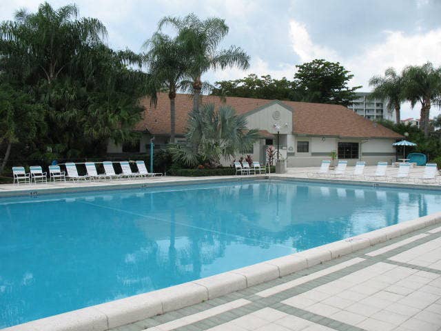 2334 S Cypress Bend Drive, #802, Pompano Beach, FL 33069 IMG_1100
