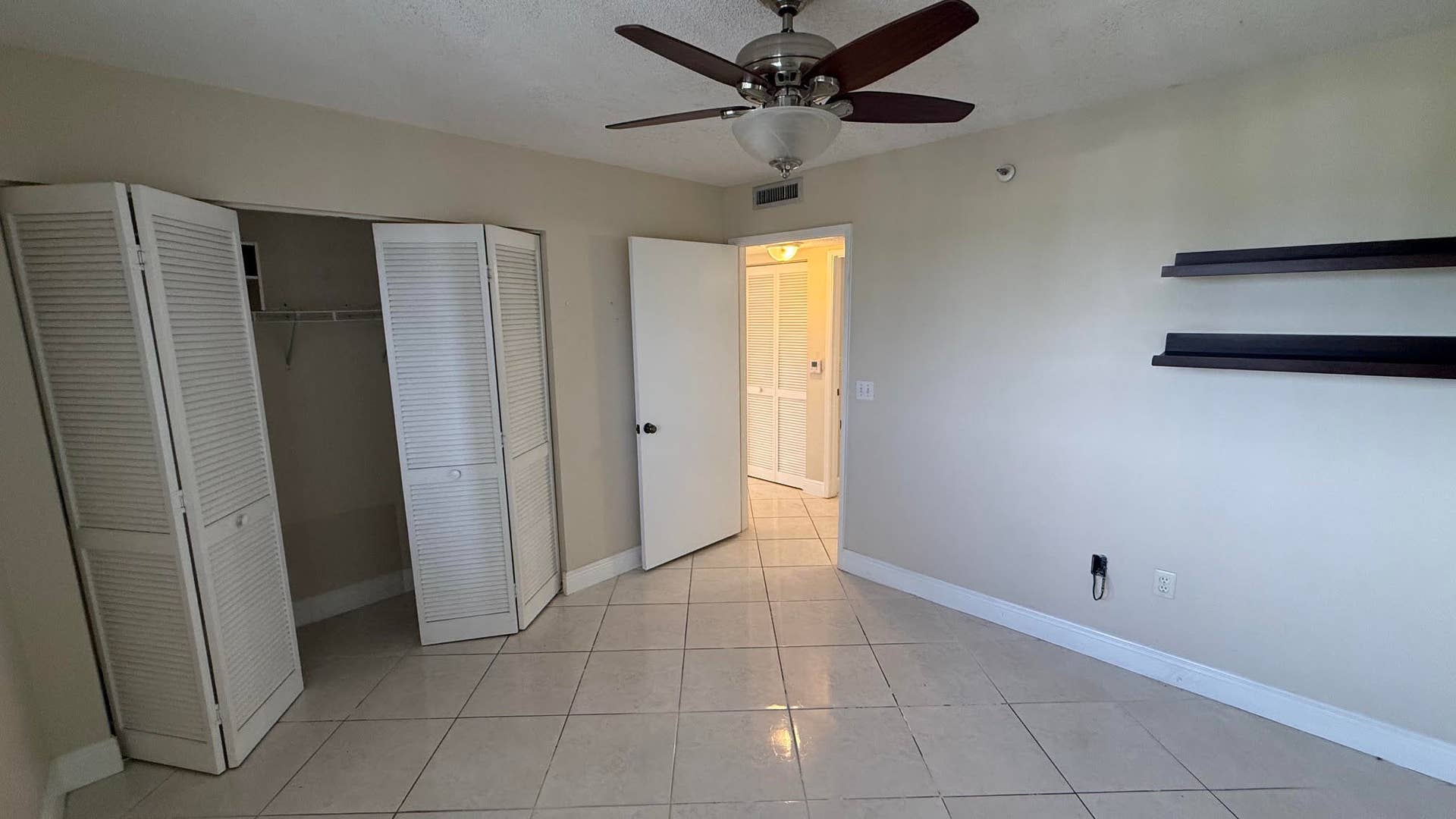 2334 S Cypress Bend Drive, #802, Pompano Beach, FL 33069 19