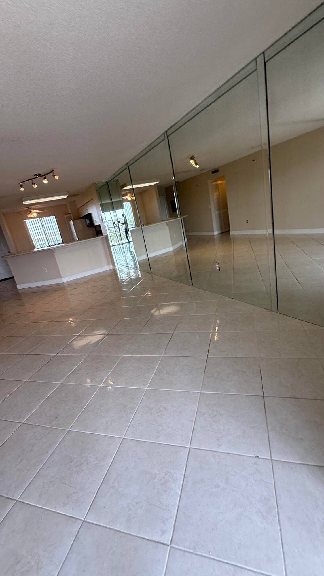 2334 S Cypress Bend Drive, #802, Pompano Beach, FL 33069 6