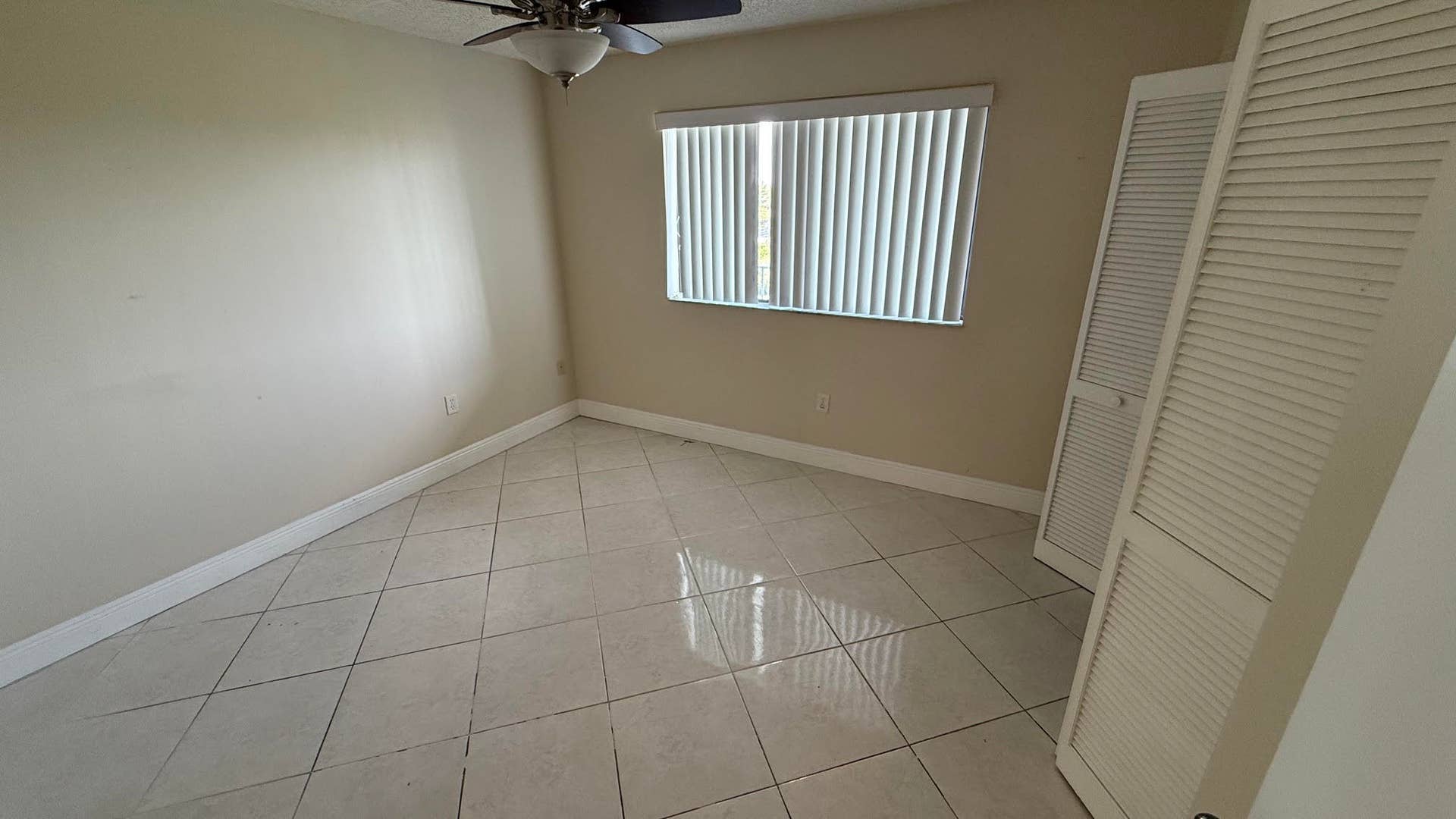 2334 S Cypress Bend Drive, #802, Pompano Beach, FL 33069 18