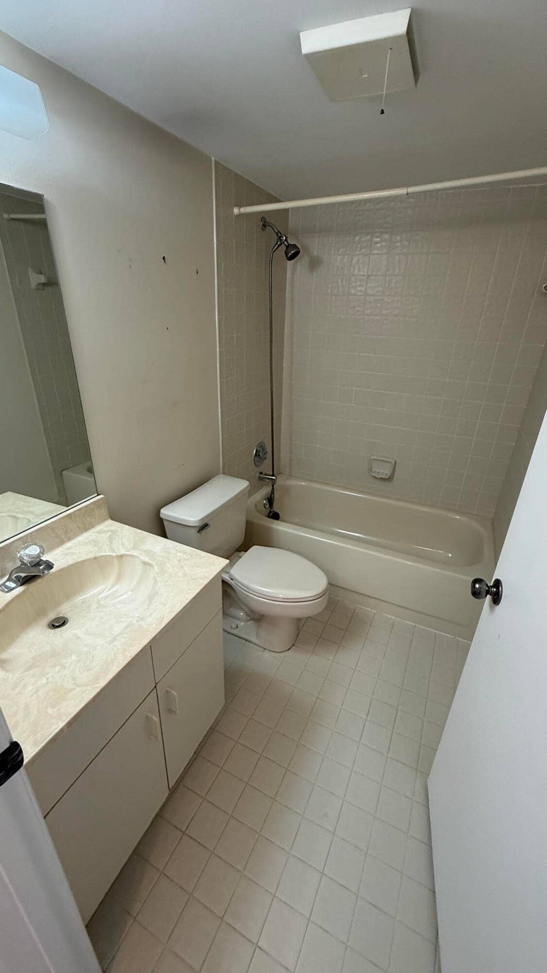 2334 S Cypress Bend Drive, #802, Pompano Beach, FL 33069 17