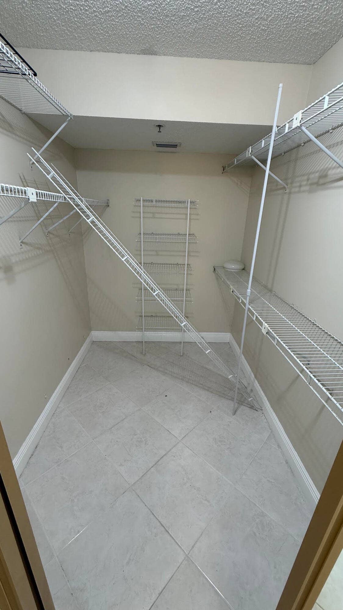 2334 S Cypress Bend Drive, #802, Pompano Beach, FL 33069 14