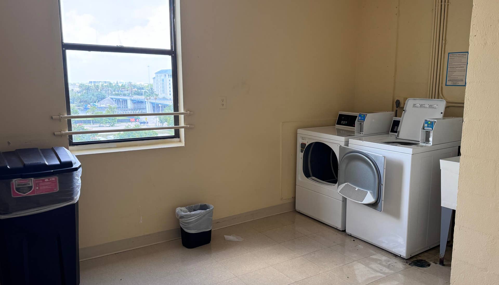 Laundry Room close by 708