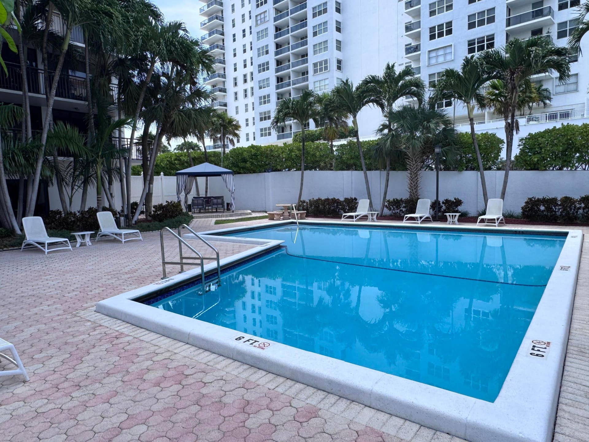 3031 N OCEAN Boulevard, #708, Fort Lauderdale, FL 33308 Nice and Private Pool
