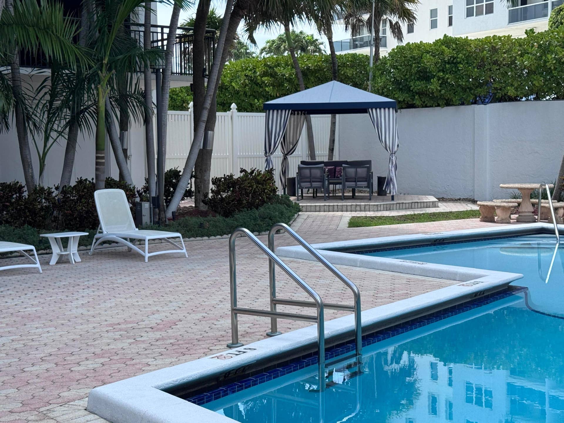3031 N OCEAN Boulevard, #708, Fort Lauderdale, FL 33308 Plenty of seating and lounging chairs ...