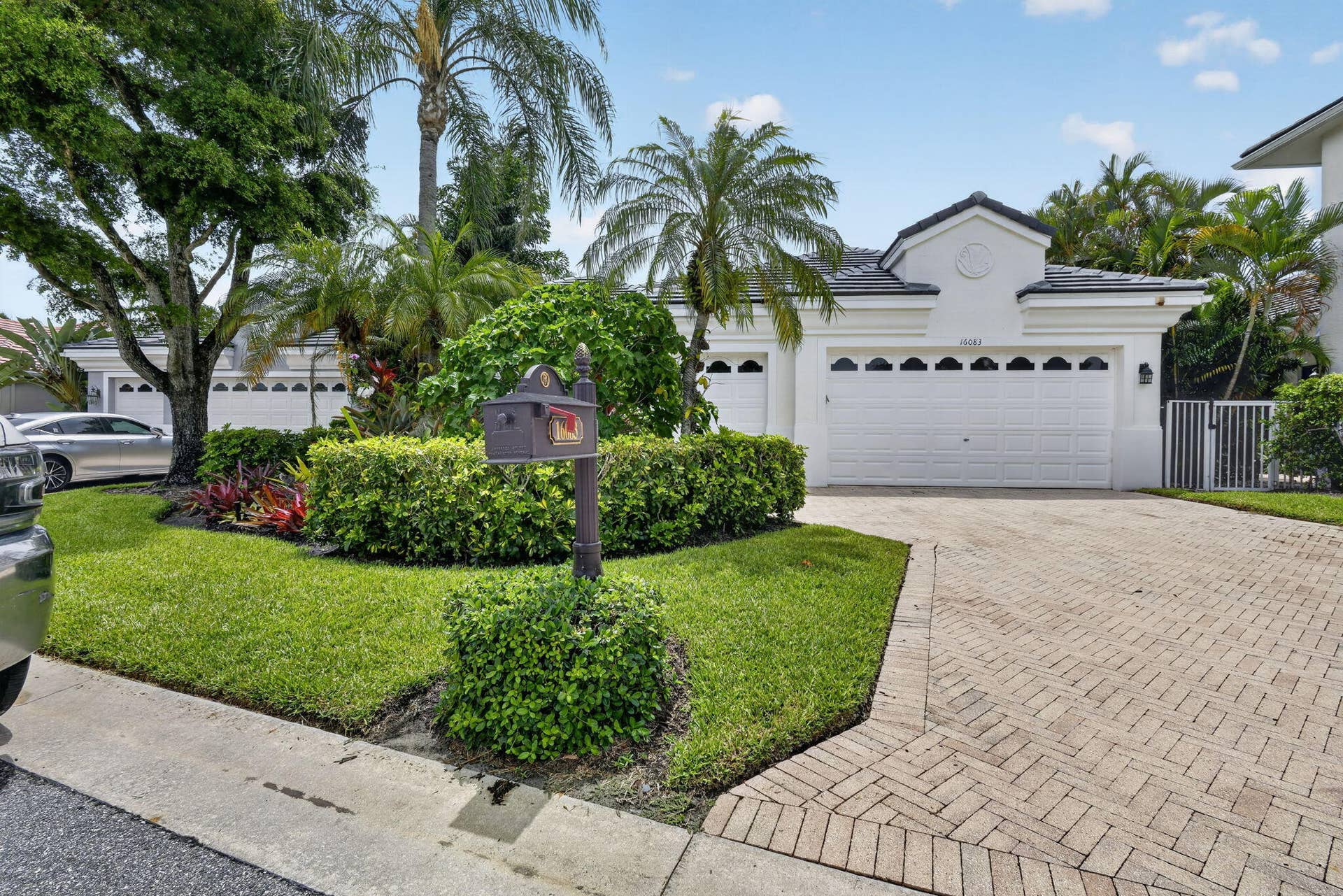 16083 Via Monteverde, Delray Beach, FL 33446 2-web-or-mls-_14A3885