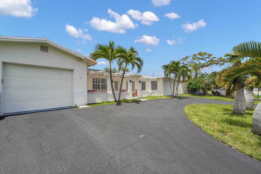 Property photo for 555 NW 50TH Place, Boca Raton, FL