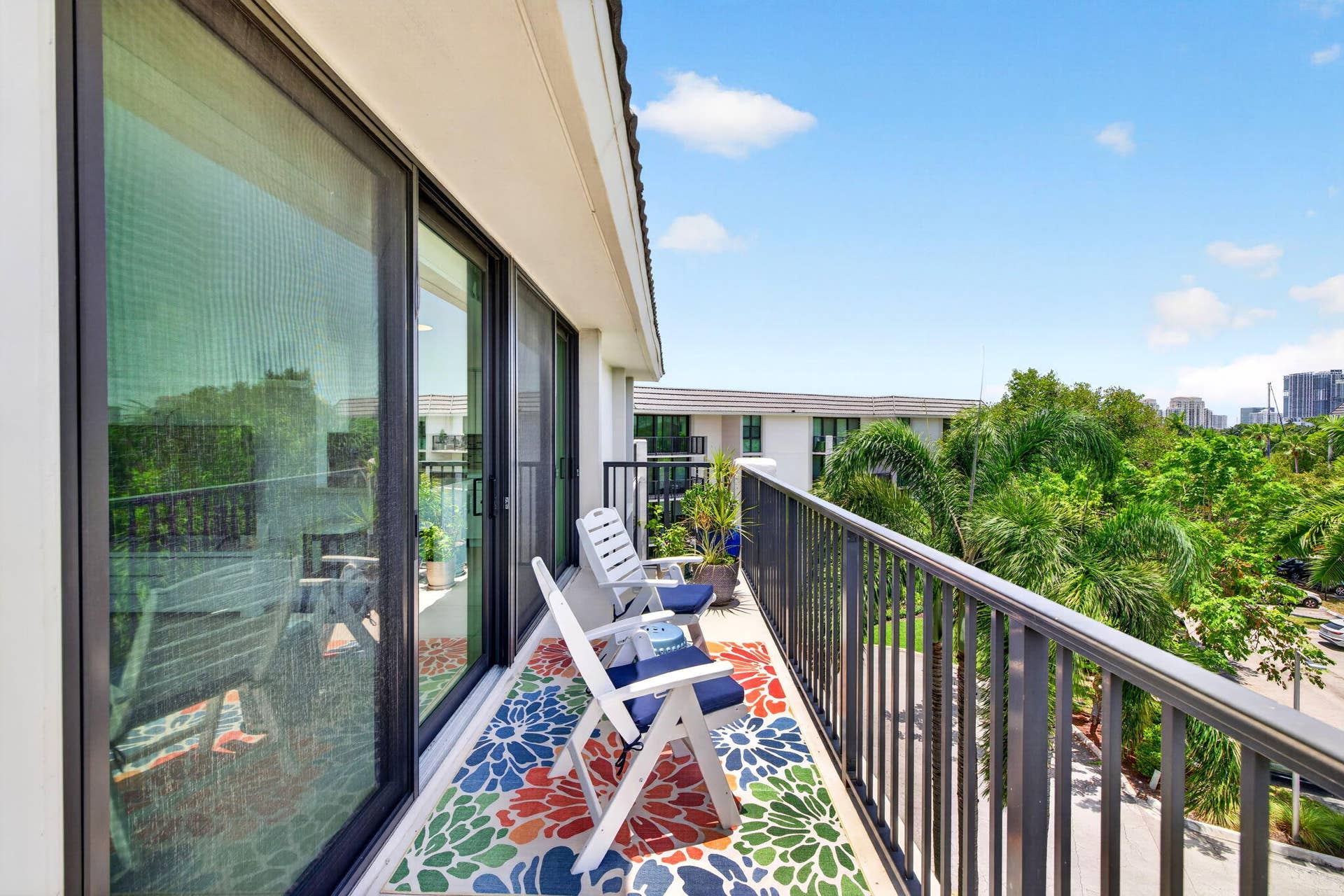 1301 River Reach Drive, #516, Fort Lauderdale, FL 33315 1301-516 Wrap around balcony views E to NE