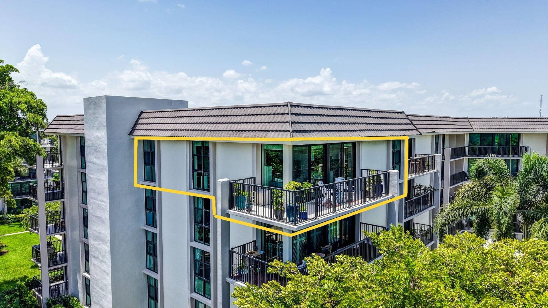 1301 River Reach Drive, #516, Fort Lauderdale, FL 33315 1301-516 Wrap around Balcony-Aerial View