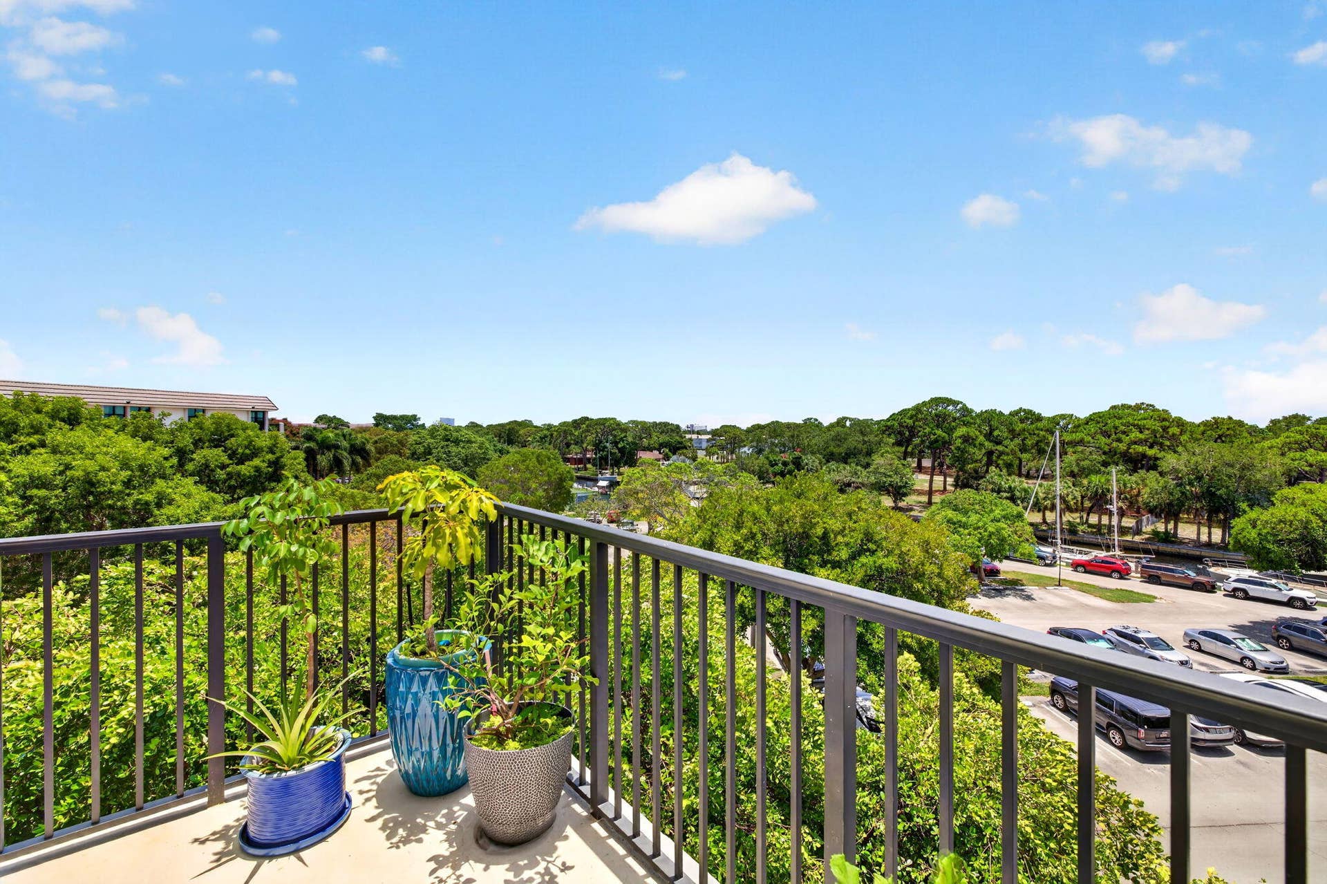 1301 River Reach Drive, #516, Fort Lauderdale, FL 33315 1301-516 Wrap around balcony views S to SW