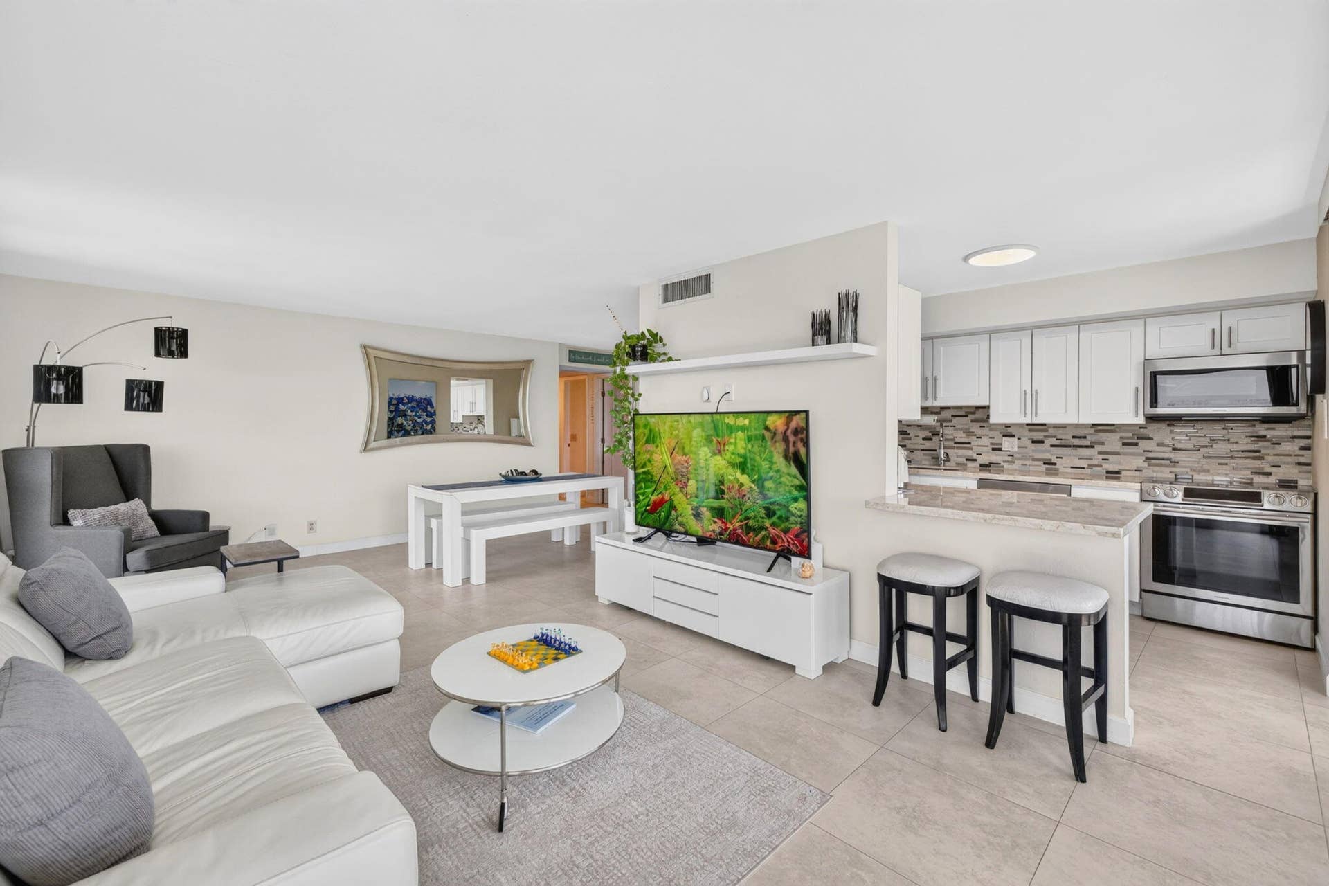 1301 River Reach Drive, #516, Fort Lauderdale, FL 33315 1301-516 Living-Dining Area