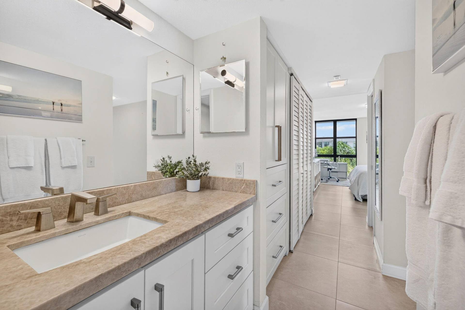 1301 River Reach Drive, #516, Fort Lauderdale, FL 33315 1301-516 Master Bathroom