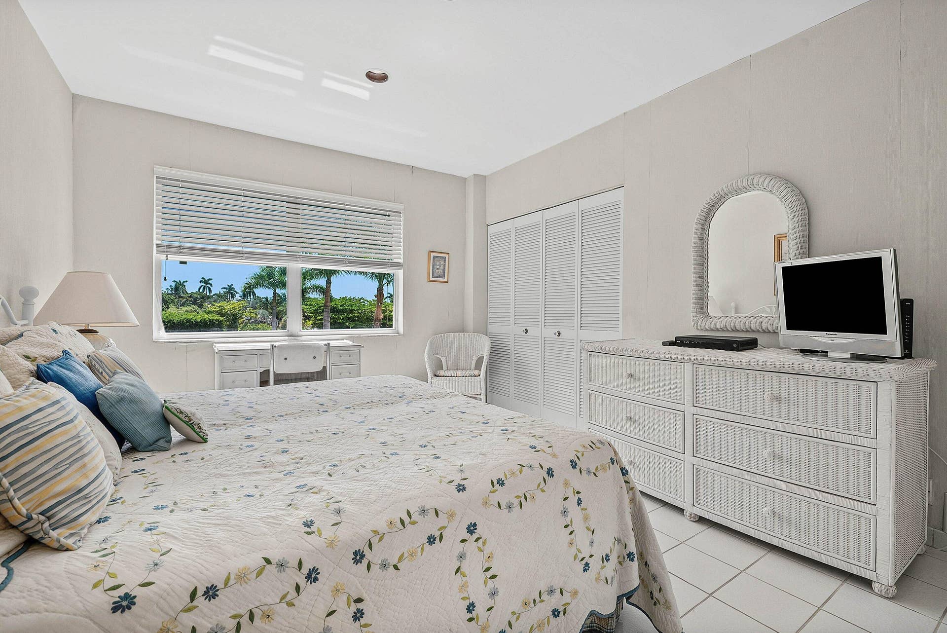 44 Cocoanut Row, #222b, Palm Beach, FL 33480 019-44CocoanutRow-PalmBeach-FL-33480-SMA