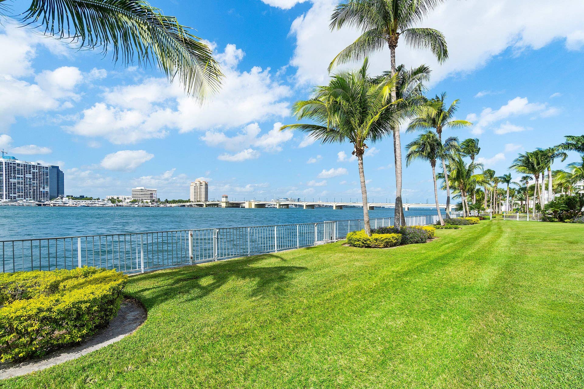44 Cocoanut Row, #222b, Palm Beach, FL 33480 035-44CocoanutRow-PalmBeach-FL-33480-SMA